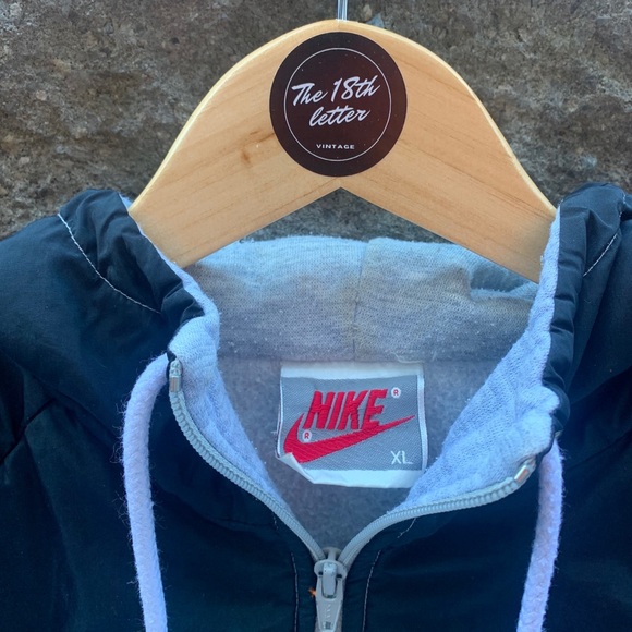 EARLY/MID 90s NIKE FULL ZIP HOODIE - Picture 2 of 3